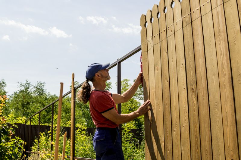 Fence Maintenance in Waco