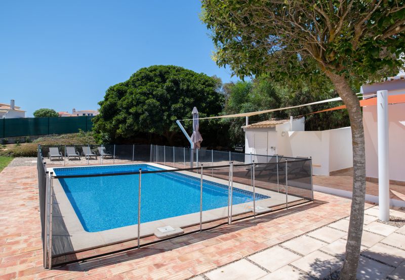 Child Safety Mesh Fence